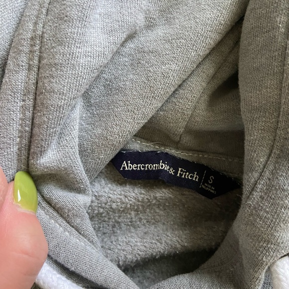 Abercrombie & Fitch crop color block neutral sweatshirt - Picture 5 of 5